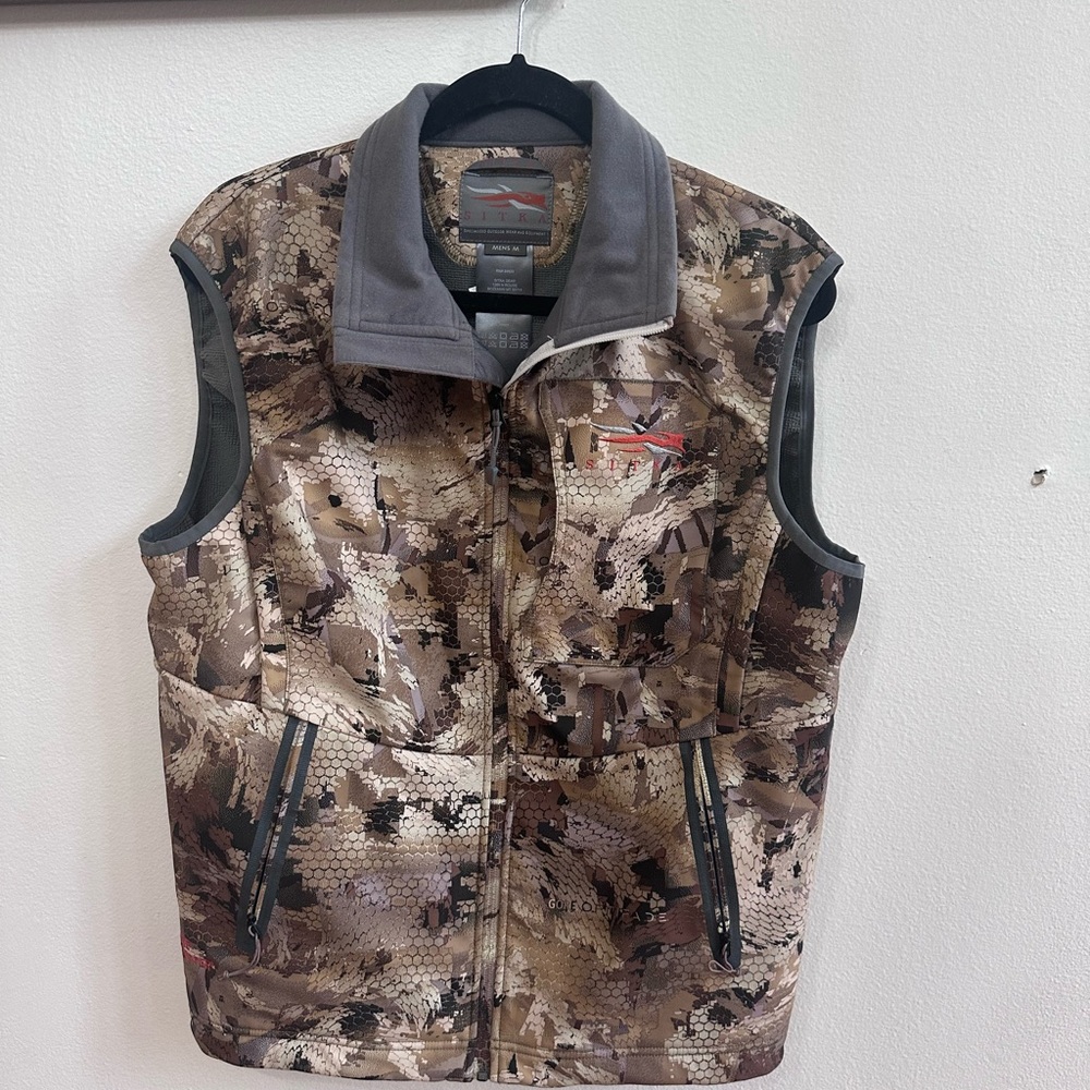Sitka Brown and Gray Outdoor Camouflage Vest